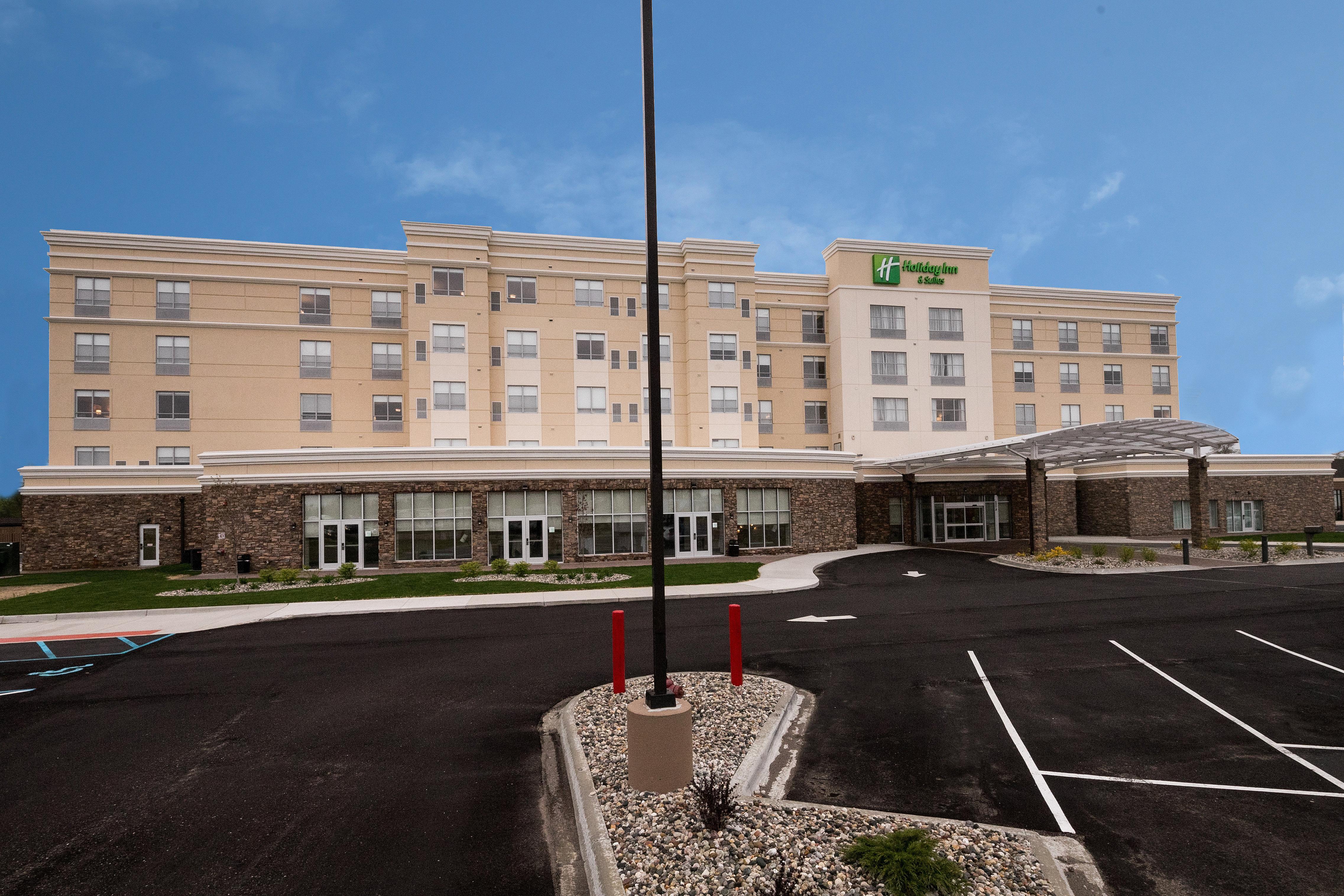 Holiday Inn Hotel & Suites - Mount Pleasant By Ihg Luaran gambar